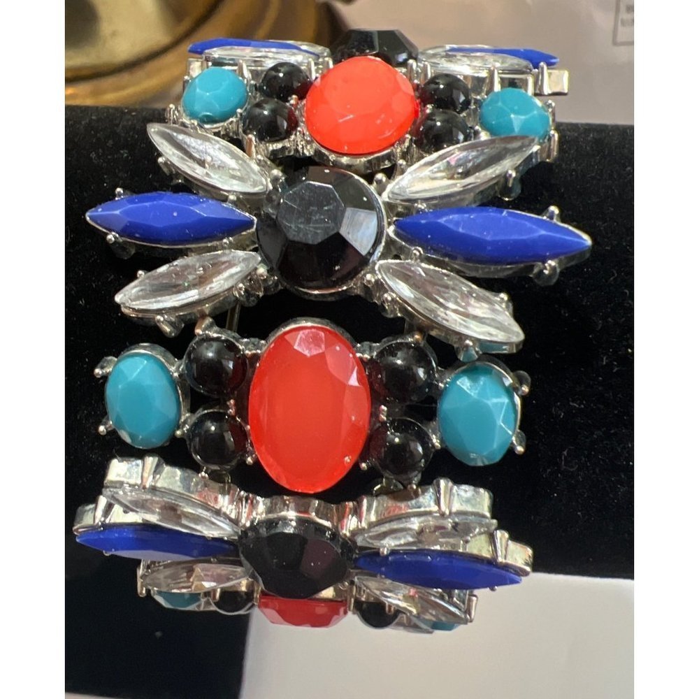 Designer Faceted Acrylic Stretch Bracelet -- 7.5"